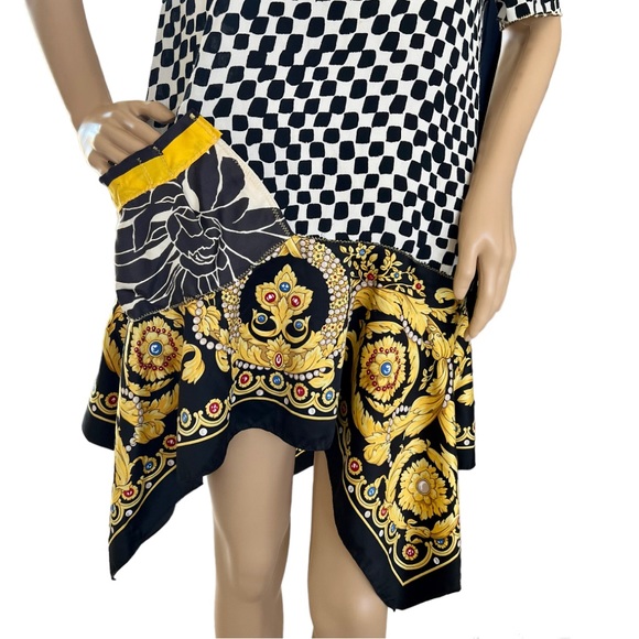 Handkerchief Midi Dress Checkered Print - Picture 4 of 4